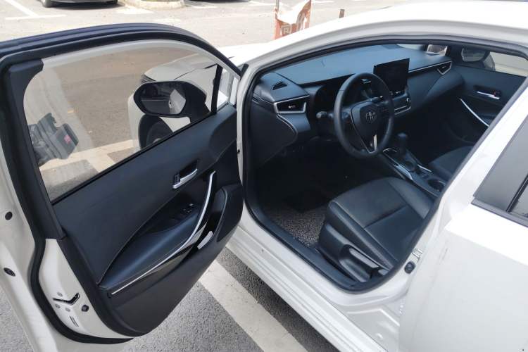 Used Toyota Corolla 2024 1.8L Smart Electric Hybrid Dual-Engine Elite Edition