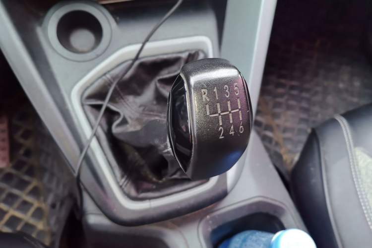 Used CHANGAN KAICHENG F70 