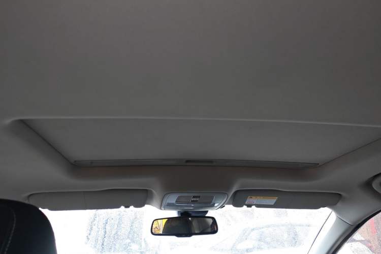 Used Roewe i6 2020 PLUS 1.6L CVT 4G Connected Glory Holographic Edition