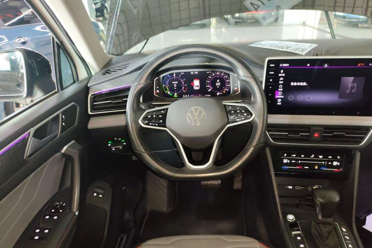 Used Volkswagen Tiguan L New Energy 2022 430 PHEV Plug-in Hybrid Flagship Edition Steering Wheel