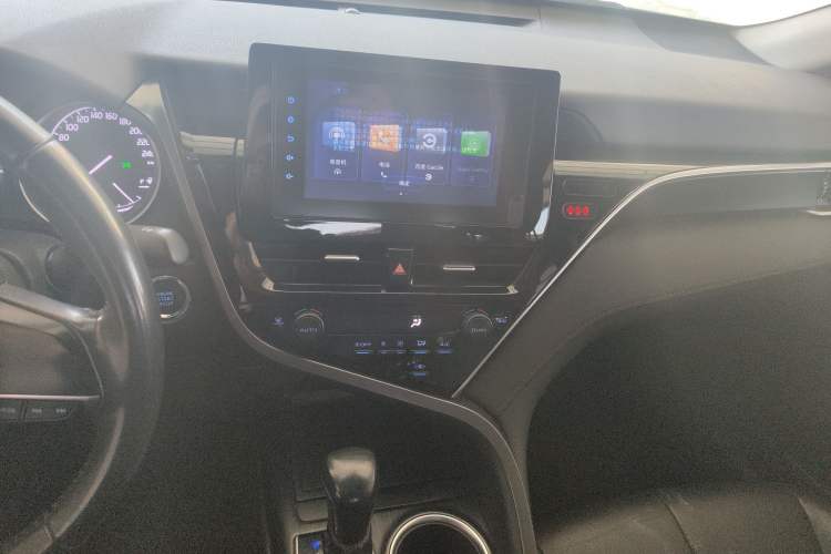 Used Toyota Camry 2022 2.0GVP Premier Edition
