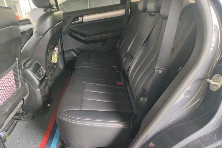 Used BYD Tang 2018 2.0T Automatic Smart Connect Prestige 5-Seater National Emission Standard V
