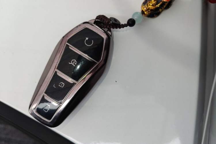 Used BYD Yuan PLUS 2022 430 km Luxury Version Vehicle Key