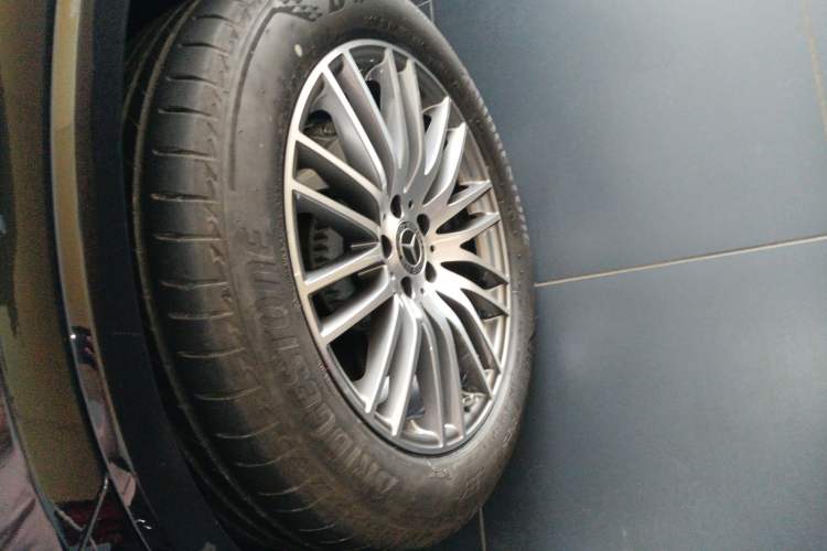 Used Mercedes-Benz GLC 2024 Refreshed GLC 300 L 4MATIC Dynamic Version 5 Seats