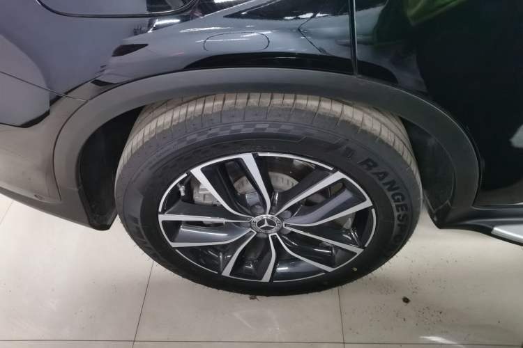 Used Mercedes-Benz GLC 2021 GLC 300 L 4MATIC Dynamic Model
