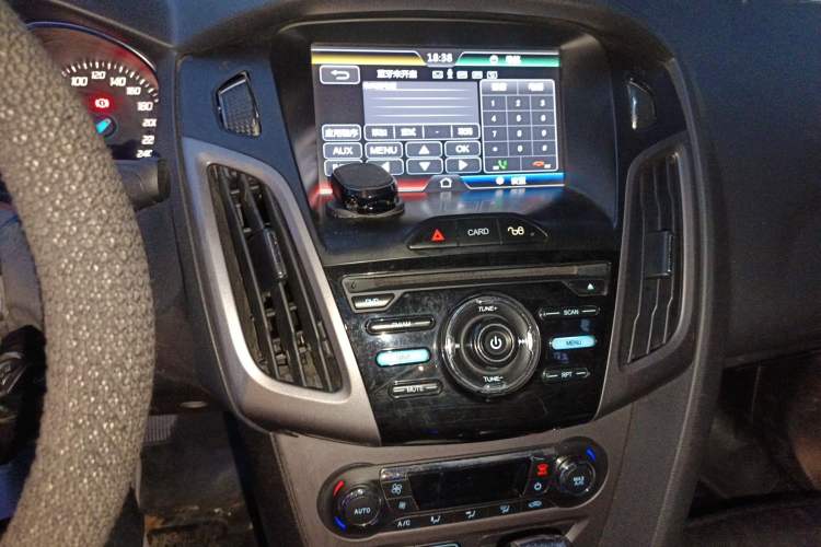 Used Ford Focus 2012 Sedan 1.6L Automatic Fashion Edition