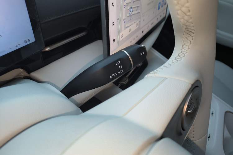 Used Baojun Yunhai 2024 140km Plug-in Hybrid Version