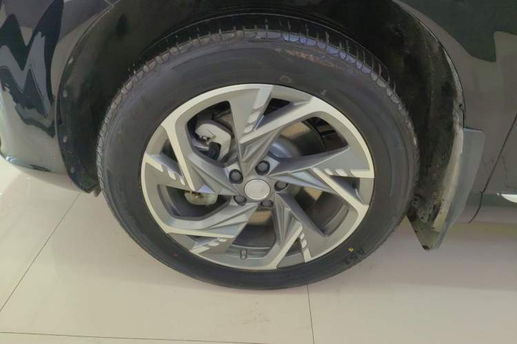 Used Hongqi HS3 PHEV 2024 PHEV 115km Jingwei Edition Exterior 4