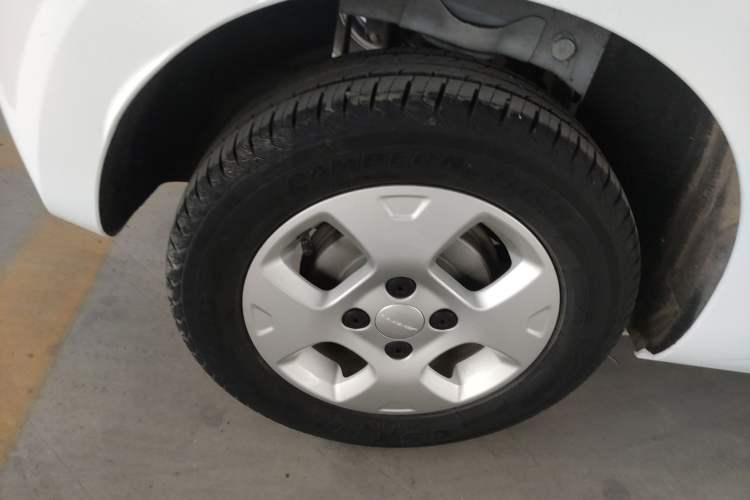 Used Roewe Clever 2021 302km All-Round Version Right Rear Wheel Hub