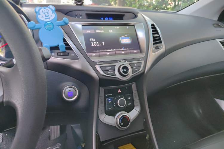 Used Hyundai Elantra (5th Generation / Langdong) 2016 1.6L Manual Luxury Model
