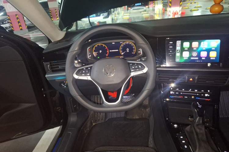 Used Volkswagen Passat 2025 Premium Version 380TSI Dragon Edition
