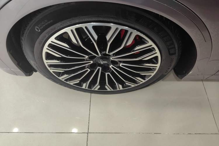 Used VOYAH FREE 2025 Model FREE+ Four-Wheel-Drive Qiankun Edition Exterior 4