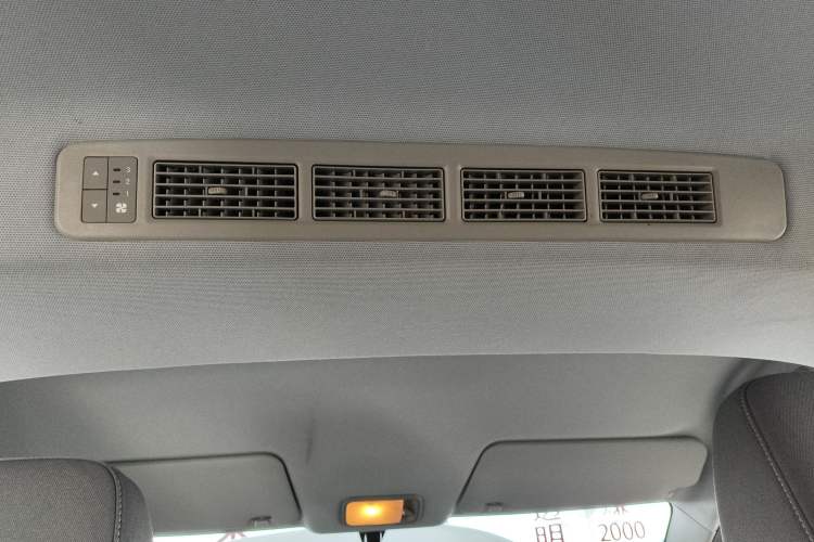 Used Wuling Hongguang New Energy 2024 All-Electric Model 300KM Standard Version
