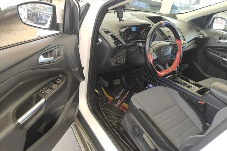 Used Ford Kuga 2018 EcoBoost 180 Two-Wheel-Drive Elite Trim
