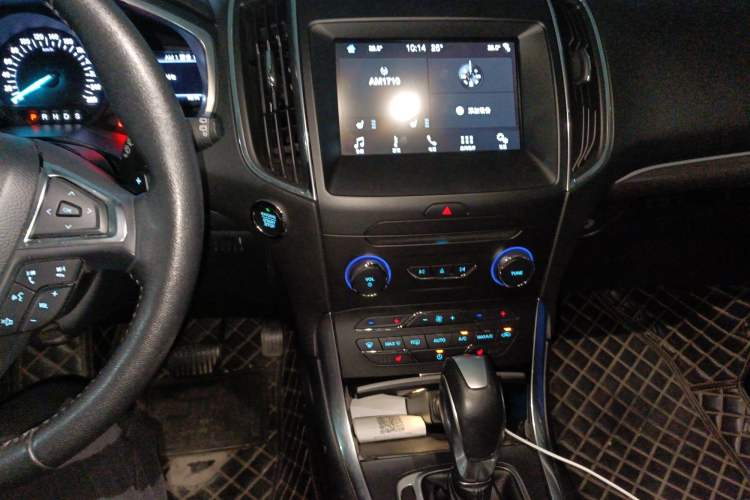 Used Ford Edge 2018 EcoBoost 245 Two-Wheel-Drive Titanium 7-Seater China V Standard