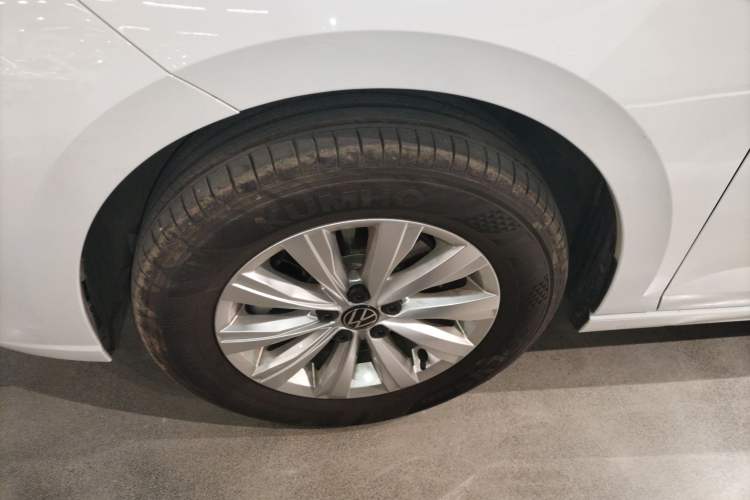 Used Volkswagen Lavida 2023 New Sharp 1.5L Manual New Comfort Edition