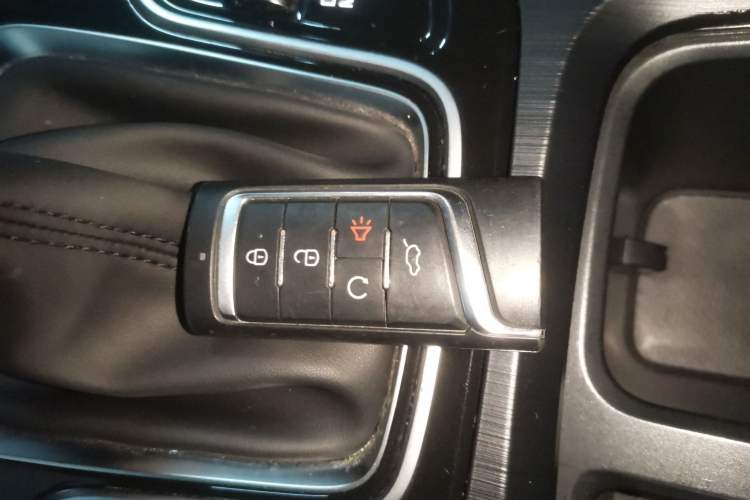 Used GAC Trumpchi M6 2021 PRO 270T Automatic Luxury Edition
