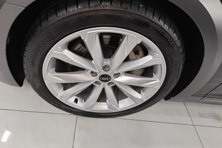 Used Audi A6 2023 allroad quattro 55 TFSI Explorer Edition
