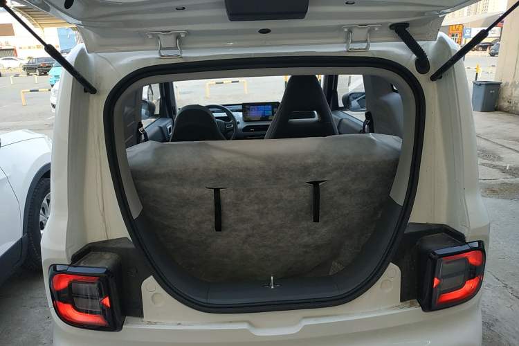 Used Geely Galaxy Panda 2024 Panda Mini 200km Endurance Bear