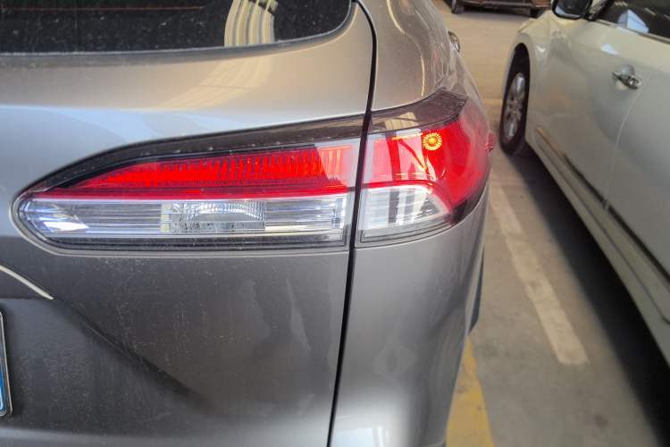 Used Toyota FRONTLANDER 2022 2.0L CVT Leading Edition
