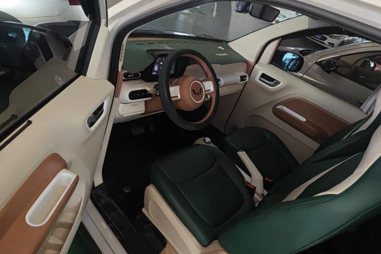 Used Wuling Hongguang MINIEV 2024 3rd Generation 215km Youth Edition