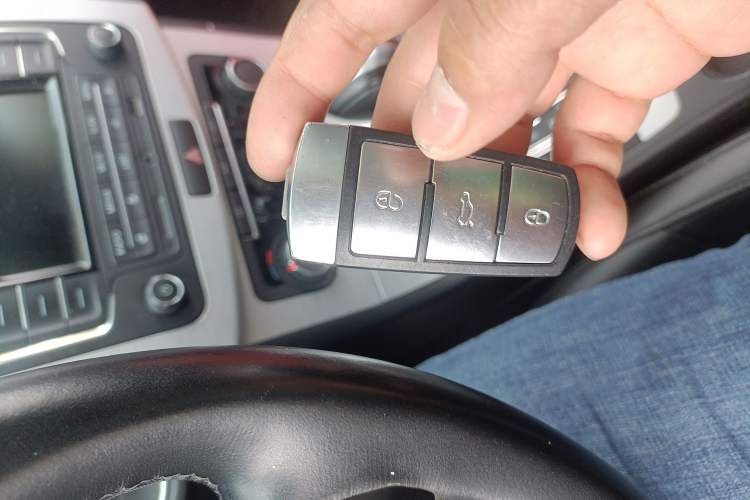 Used Volkswagen Magotan 2013 1.8TSI Premier Model Vehicle Key