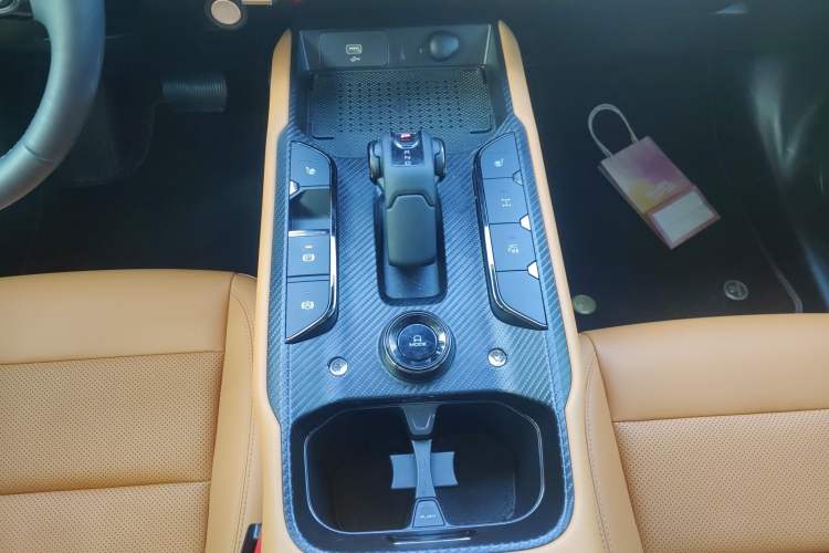 Used Haval Raptor New Energy 2024 Hi4 145 Cross-Over Edition Gear Lever