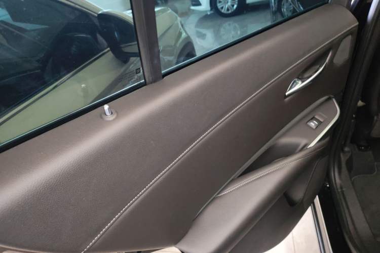 Used Cadillac XT4 2021 28T Two-Wheel Drive Leading Version