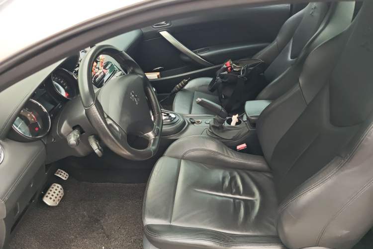 Used Peugeot RCZ 2011 1.6T Fashion Edition Left Front Seat