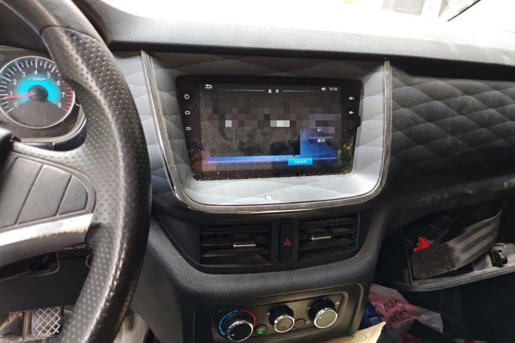 Used Jinbei Gold Hiace 2021 2.0L Passenger Vehicle Engineering Lion 6 Seats