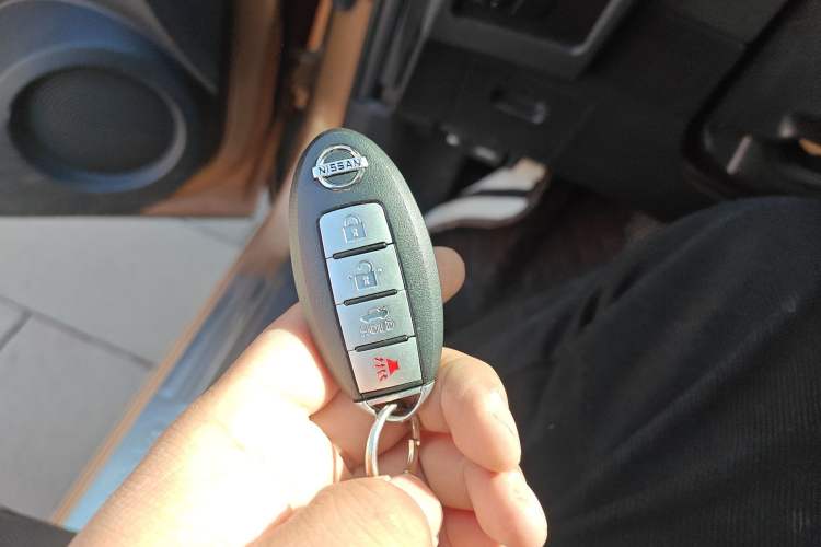 Used Nissan Qashqai 2011 2.0 XL Fire CVT 2WD Vehicle Key