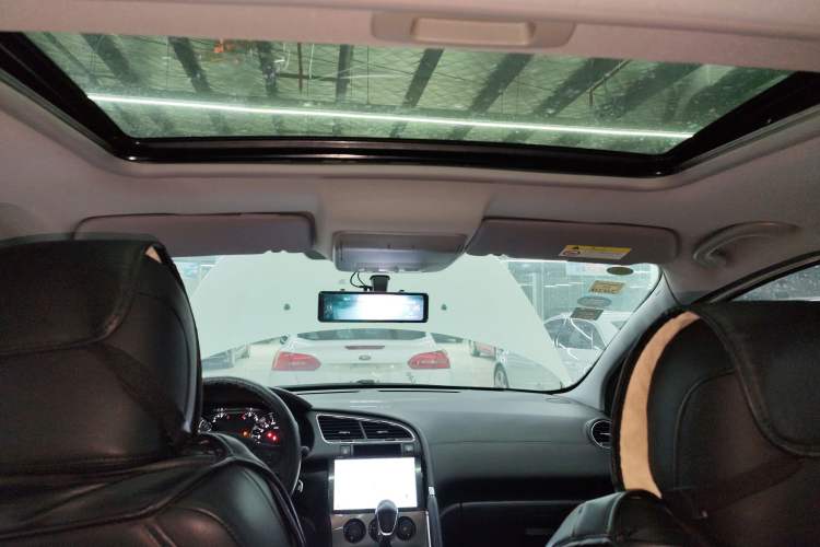 Used Peugeot 3008 2018 2.0L Automatic Classic Edition