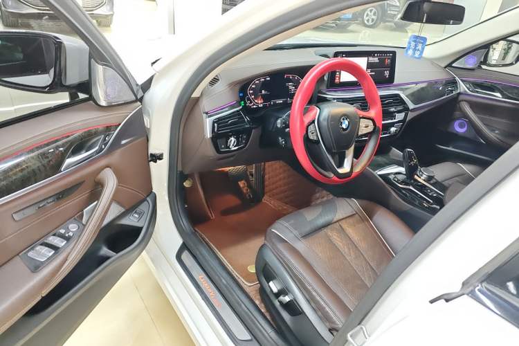 Used BMW 5 Series 2021 Updated Version 525Li Luxury Package Driver Seat