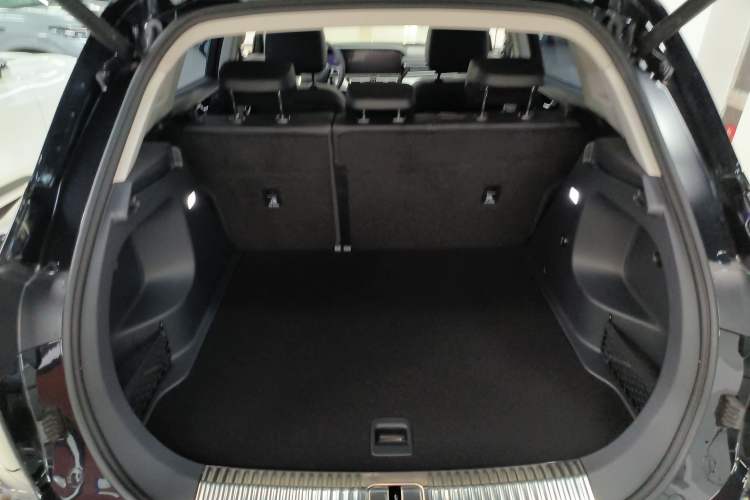 Used Hongqi HS5 2023 2.0T Qixiang Pro Edition Trunk