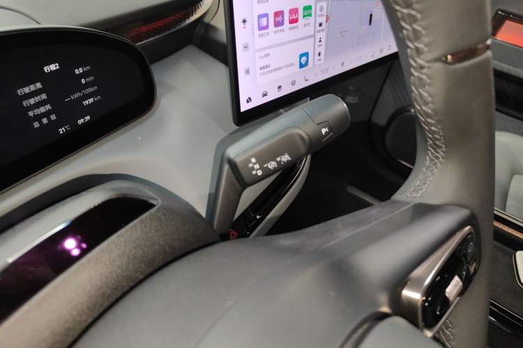 Used Zeekr MIX 2025 Intelligent Driving Version
