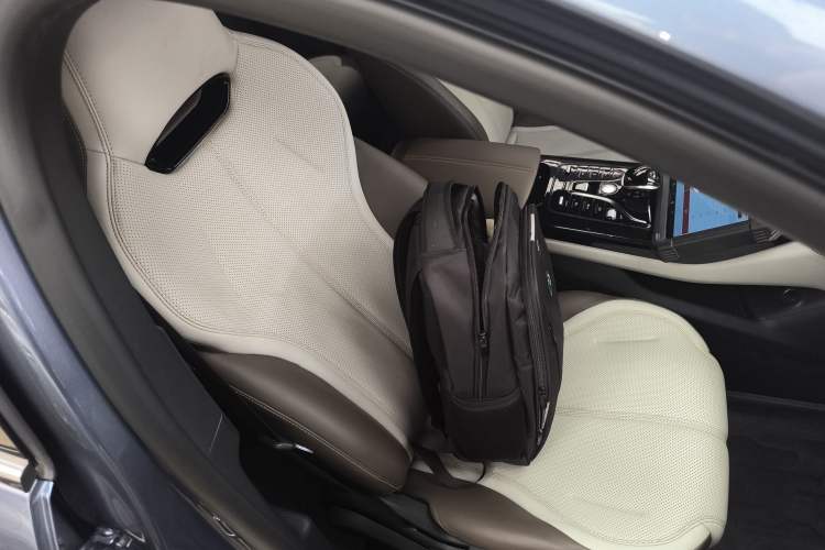 Used BYD Qin PLUS 2024 HONOR Edition DM-i 55KM Leading Model
