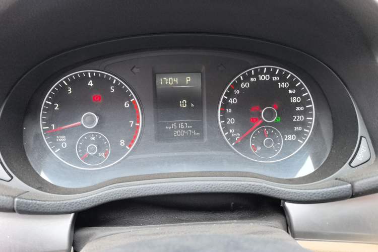 Used Volkswagen Passat 2011 1.8TSI Automatic Prestige Edition Instrument Cluster