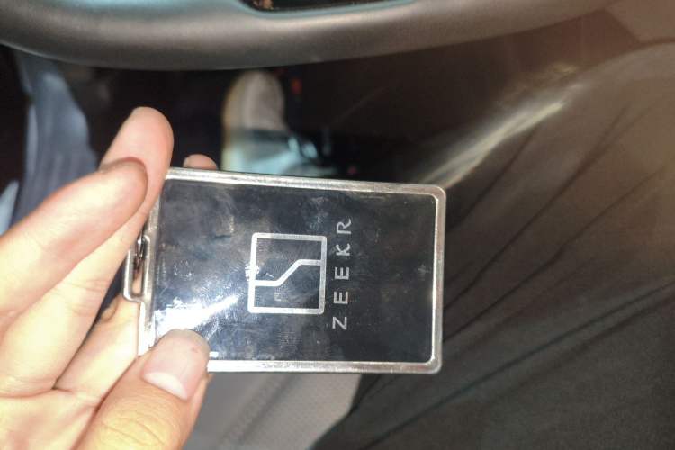 Used Zeekr 001 2023 WE Edition 100 kWh Vehicle Key