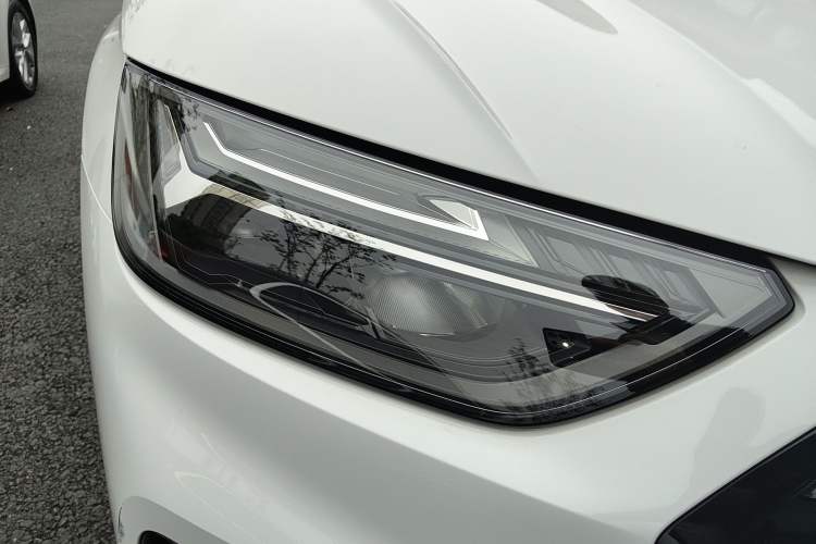 Used Audi Q5L Sportback 2023 40 TFSI Luxury Model
