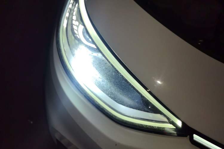 Used Volkswagen ID.3 2021 1st Edition ID. First Impression Edition Right Front Headlight