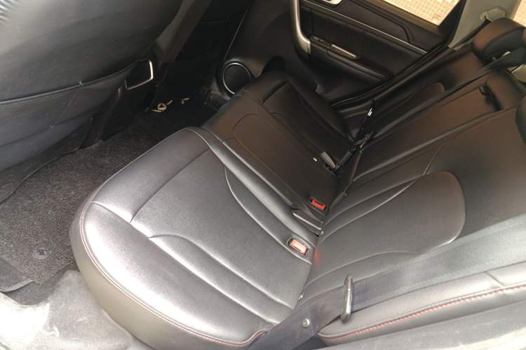 Used Haval H6 2017 Red-Label Sport Edition 1.5T Automatic Two-Wheel Drive Luxury Model
