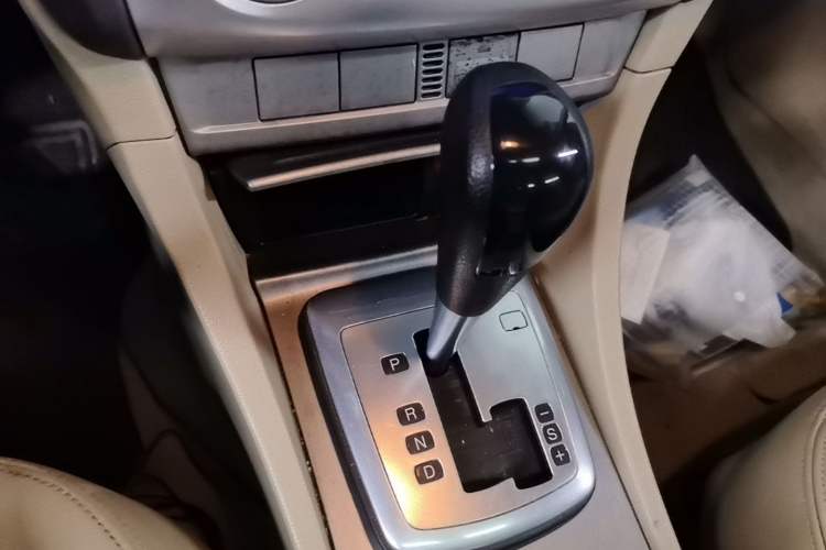 Used Ford Focus 2013 Sedan Classic 1.8L Automatic Fashion Edition
