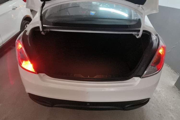 Used GAC Trumpchi GA3 2013 1.6L Automatic Luxury ESP Version
