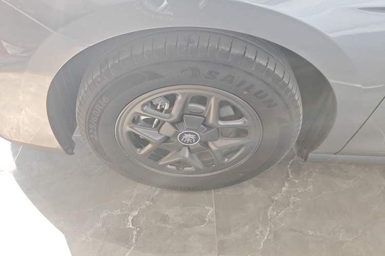 Used BYD Qin PLUS 2025 DM-i Smart Drive 55KM Leading Model
