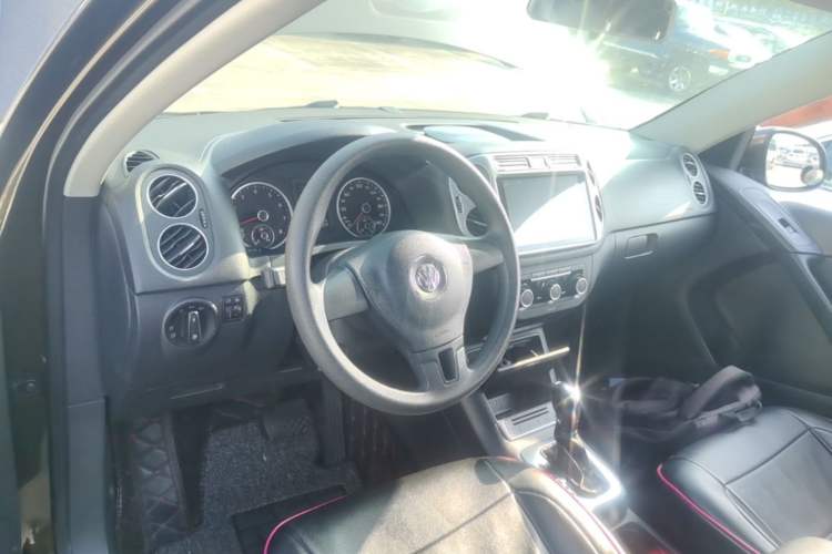 Used Volkswagen Tiguan 2017 300TSI Automatic Two-Wheel Drive Silk Road Luxury Edition