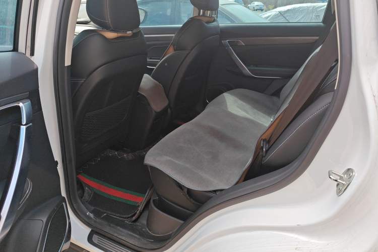 Used Geely Auto Emgrand X7 Sport 2020 1.8TD DCT Smart PRO Left Rear Seat