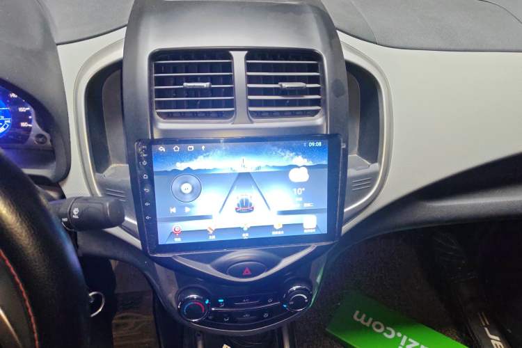 Used CHANGAN Benni E-Star 2021 National Edition Xin Yue Version Lithium Iron Phosphate (31.18 kWh) Audio And AC Panel