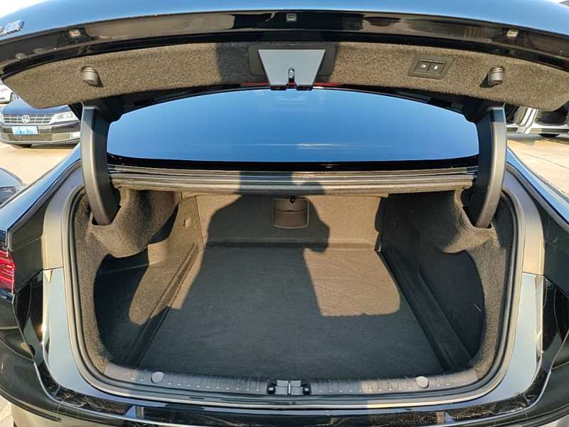 Used BYD Han 2023 EV Champion Edition 605KM Front-Drive Premium Model — 18