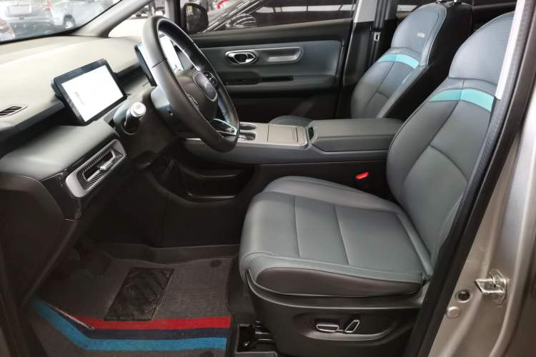 Used AION Y 2023 Plus 510 Smart Edition