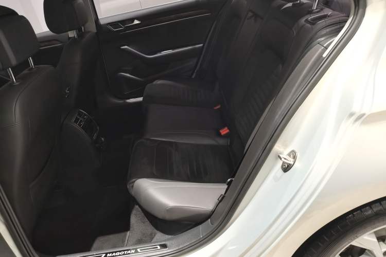 Used Volkswagen Magotan 2018 330TSI DSG Luxury Model